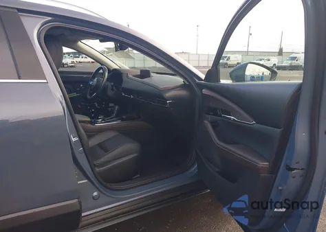 2021 Mazda Cx-30 Premium from USA, damaged, VIN 3MVDMBDM4MM225490